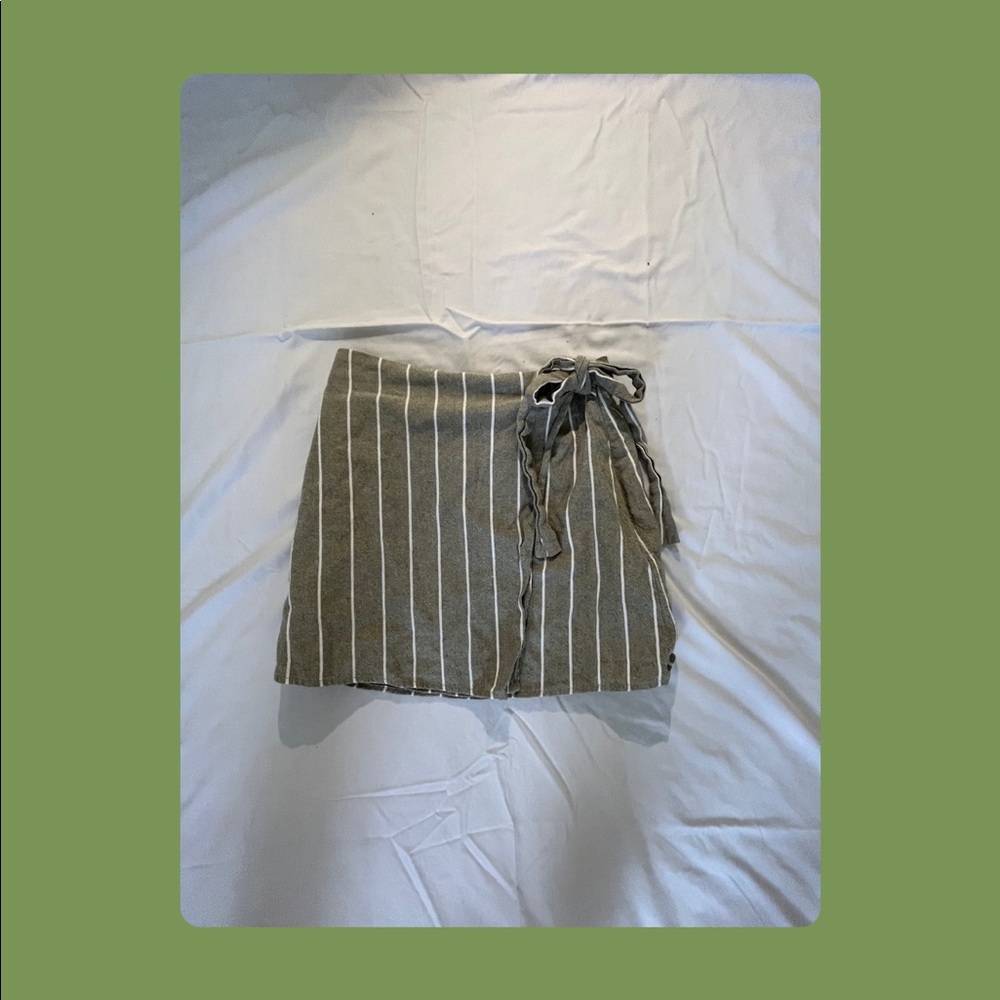 Forever 21 wrap skirt